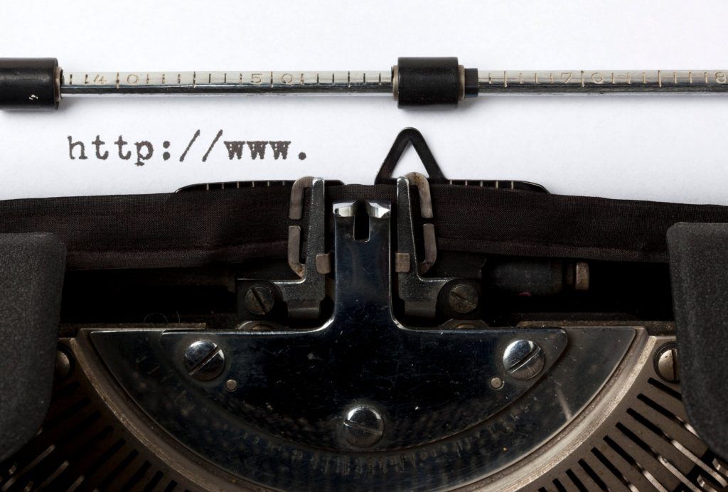 URL cím
