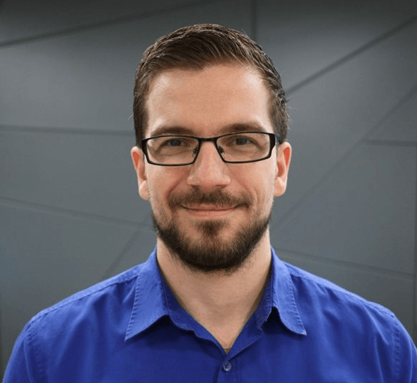 Tőzsér Tamás